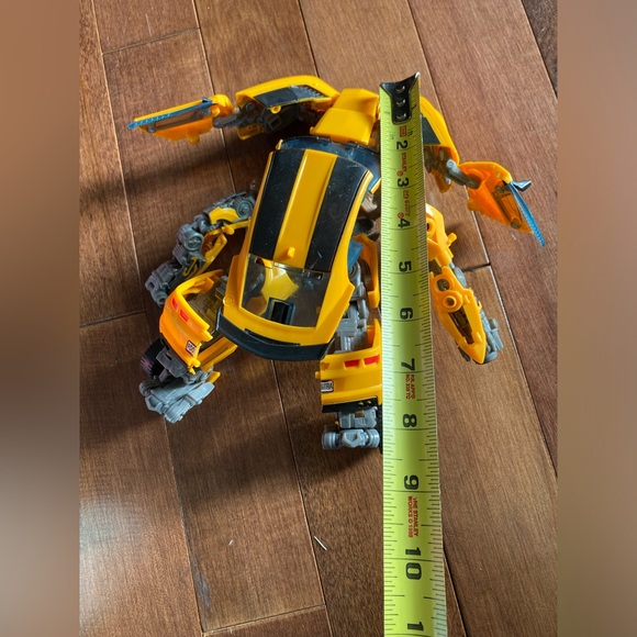 HASBORO TRANSFORMER BUMBLE BEE 900STRA YELLOW - Picture 8 of 13